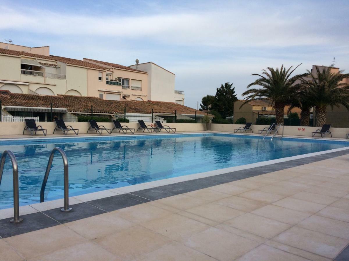 Naturiste Port Soleil Avec Piscine Agde Exterior photo